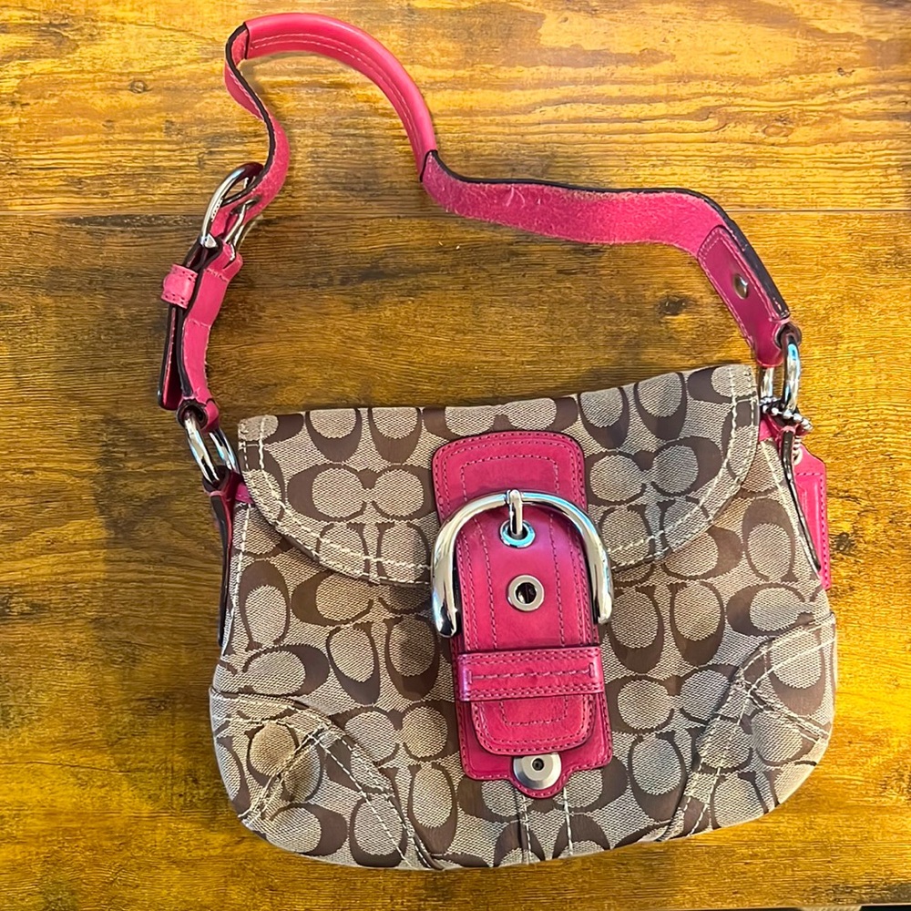 Coach Signature 11860 pink soho buckle shoulder bag